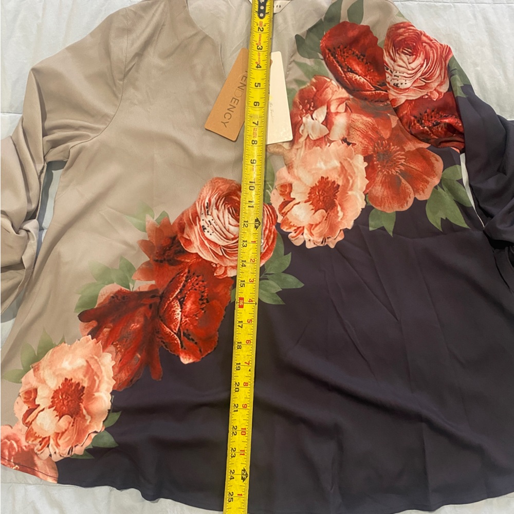 TENDENCY BLOUSE
